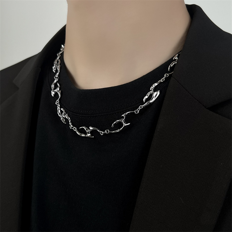 HUANZBottles-Collier en métal  - Street Fashion Trend 2025 avis et prix