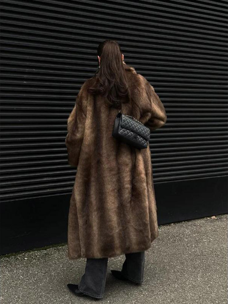 Manteau Long en Fausse Fourrur - Street Fashion Men 2025 avis et prix
